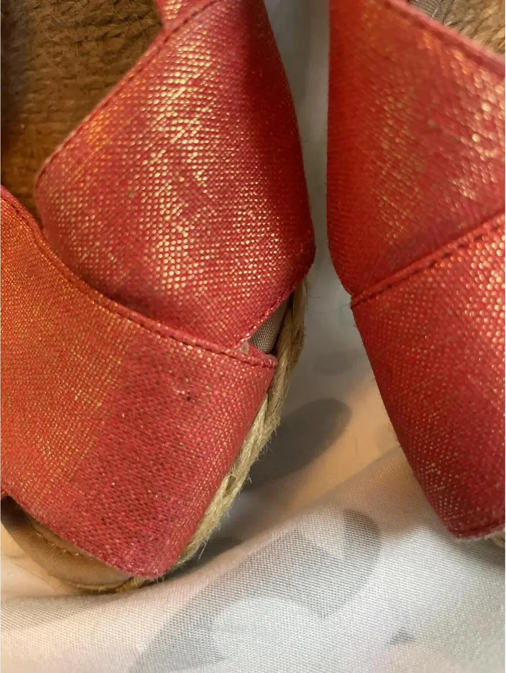 Lauren Ralph Lauren Coral Gold Metallic Espadrille Wedges Size 7